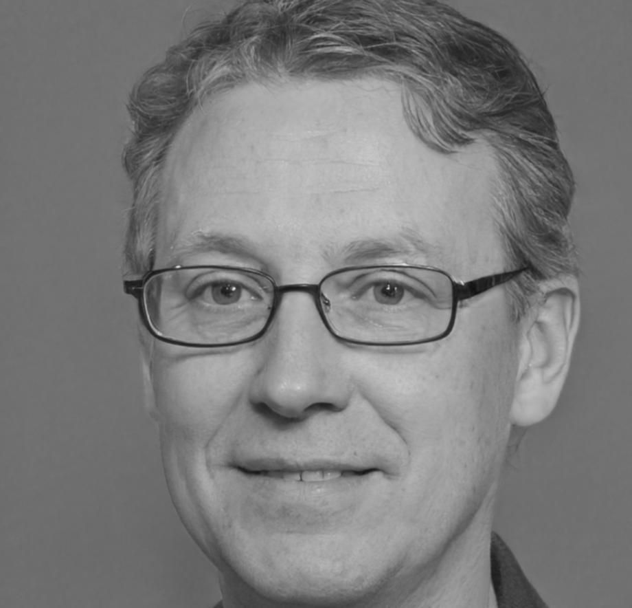 Tevfik Ertekin - Çiçek Tasarım Uzmanı